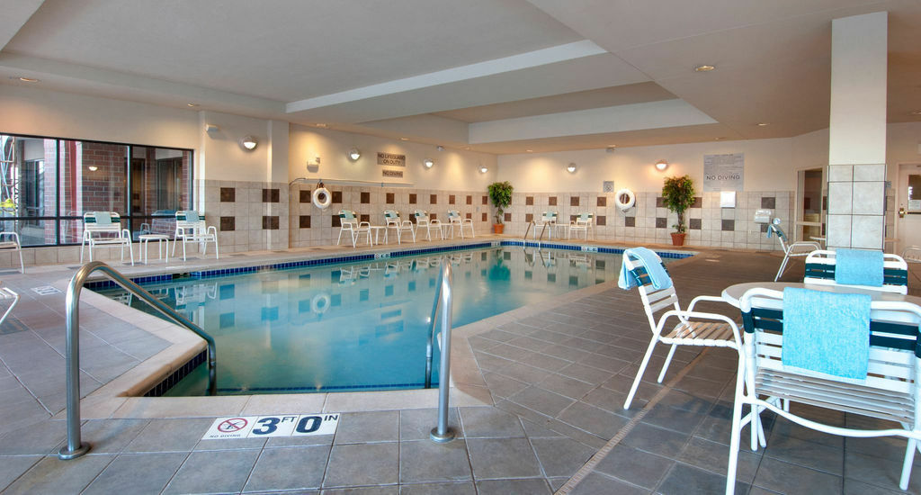 Courtyard By Marriott Madison East Hotel Luaran gambar